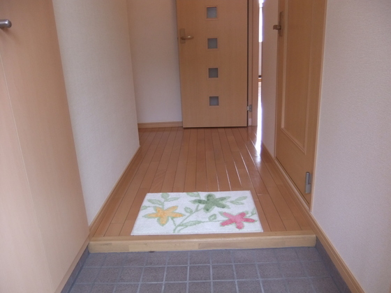コンフォール春日野通りの玄関写真