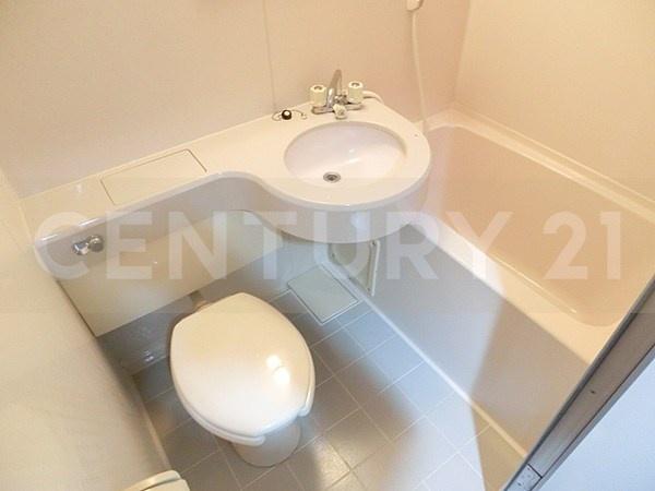 トイレ　※他のお部屋の写真です。