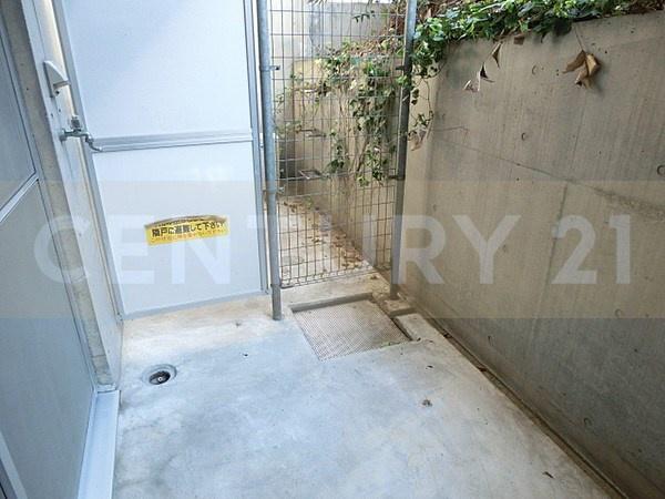 バルコニー　※他のお部屋の写真です。