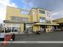 スーパー　業務スーパー伊勢田店（スーパー）まで633m