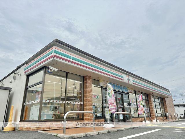 コンビニ　セブン－イレブン八日市小脇店（コンビニ）まで33m