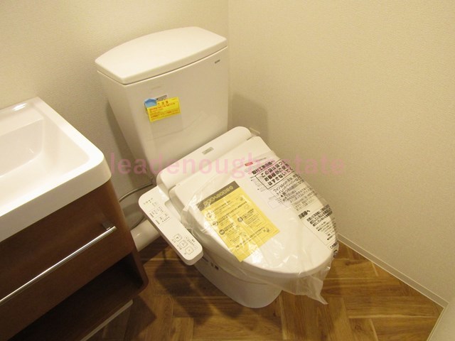 セレニテ京橋クレアのトイレ写真