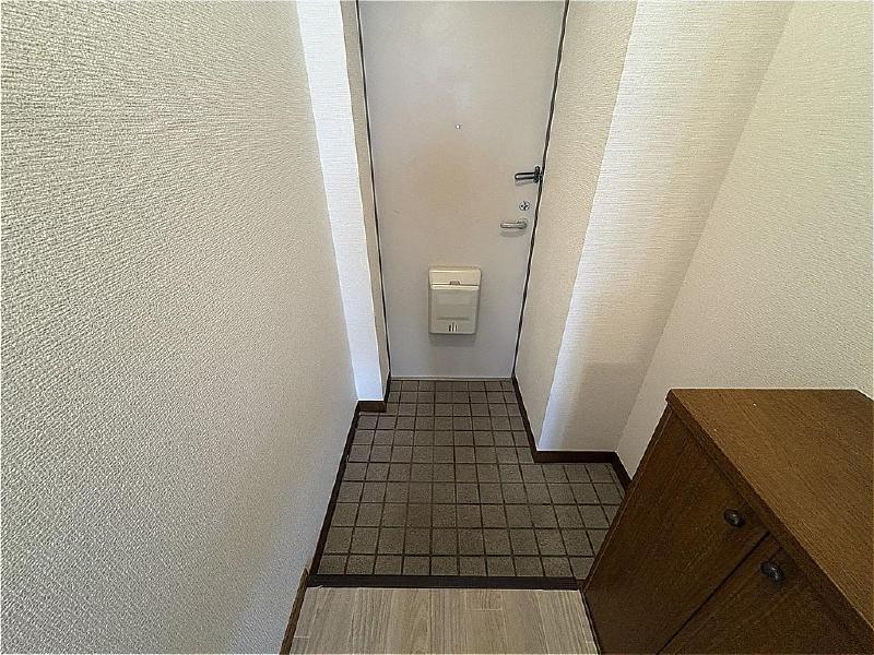 ニューホープ花山手 Iの玄関写真