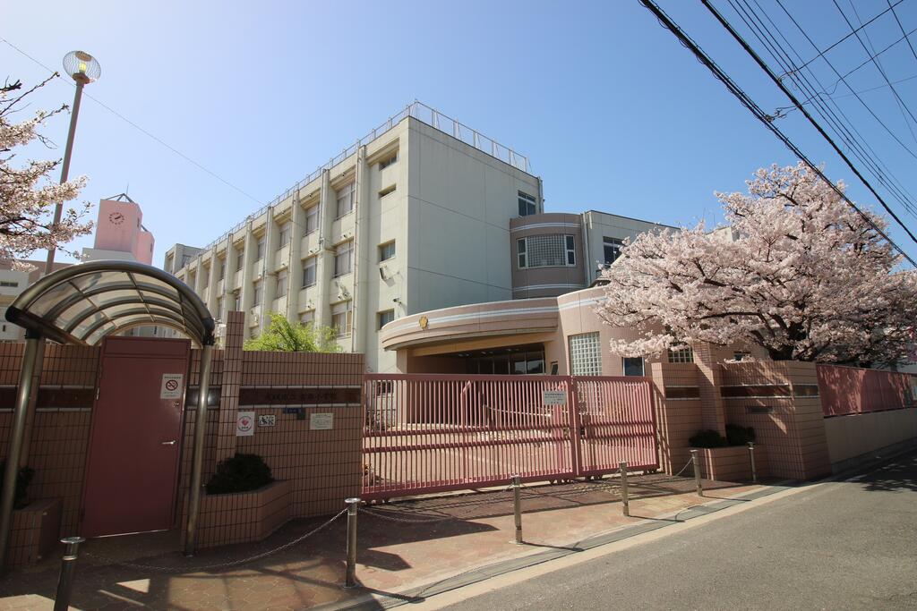 小学校　大阪市立古市小学校（小学校）まで688m