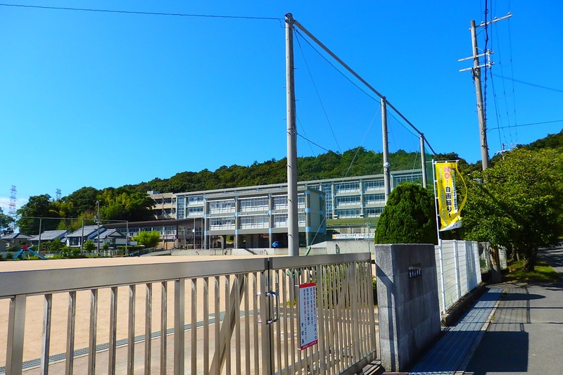 小学校　姫路市立別所小学校（小学校）まで1150m