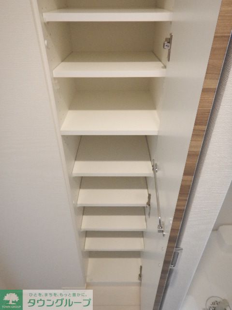 収納　シューズBOX