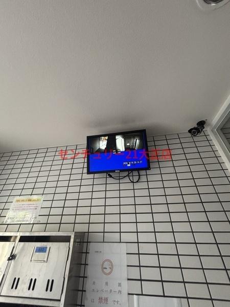 エントランス　★防犯カメラ★