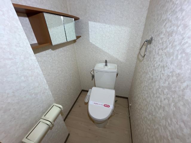 トイレ　シャワー付トイレ