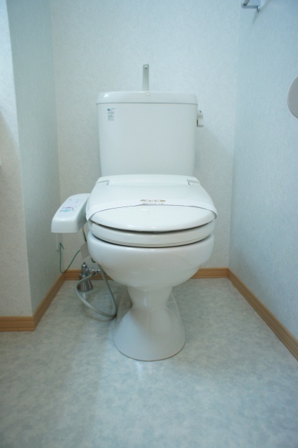 トイレ　図面と現状に相違がある場合には現状を優先．．．