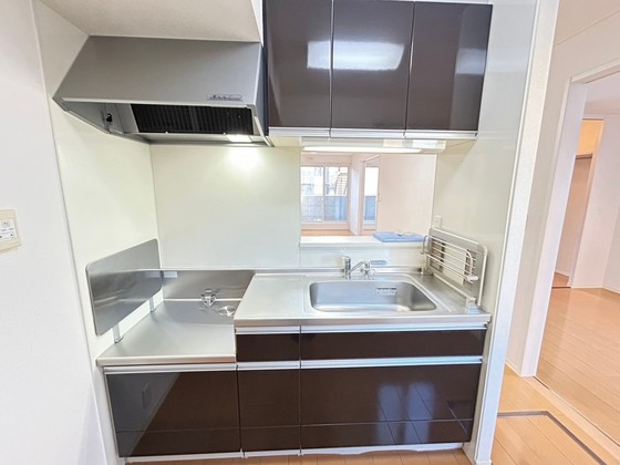 キッチン　※別部屋の写真です