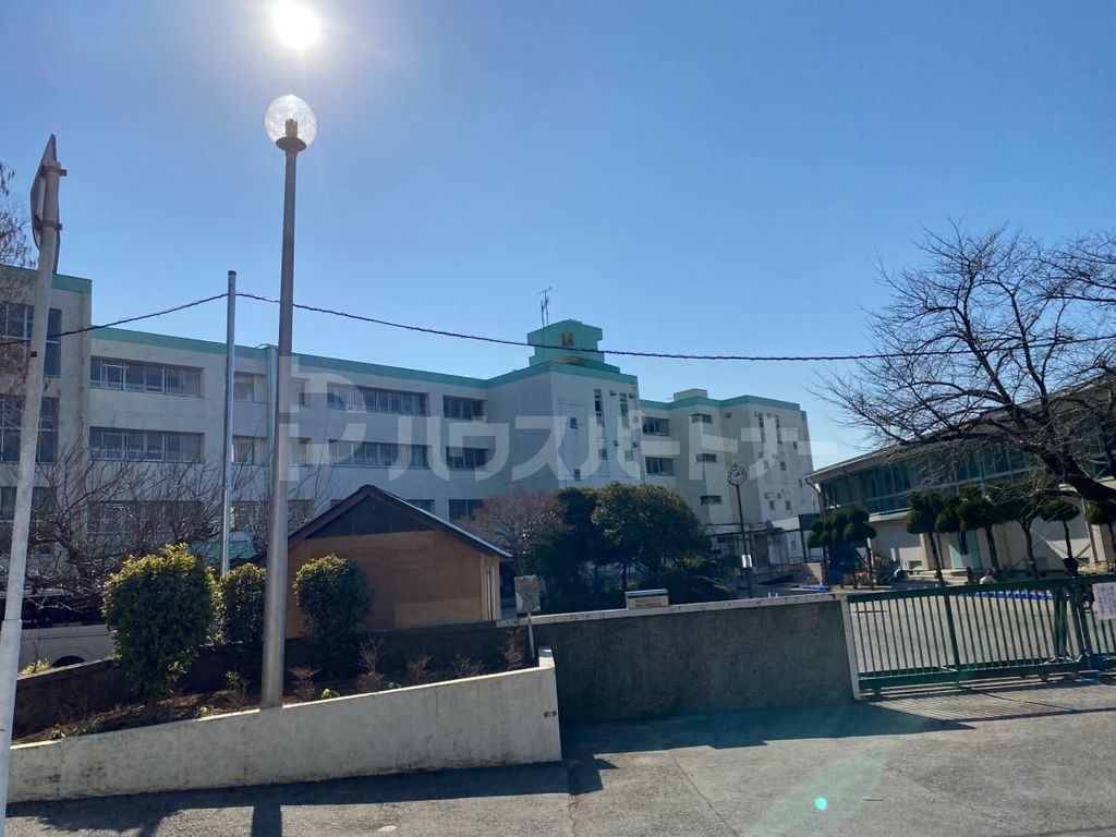 小学校　流山市立長崎小学校（小学校）まで510m