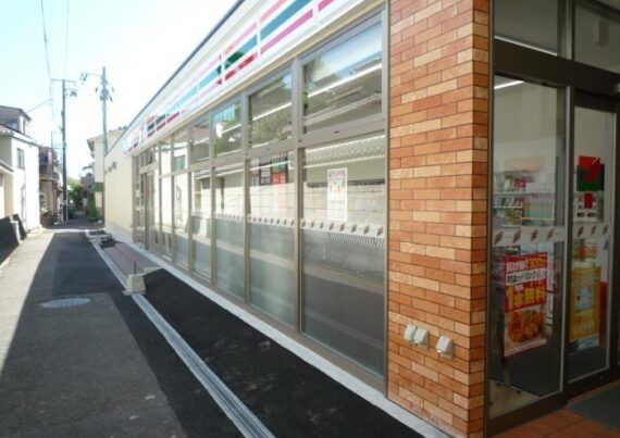 コンビニ　セブンイレブン千林商店街西店（コンビニ）まで260m