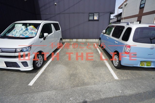 駐車場　駐車場があります