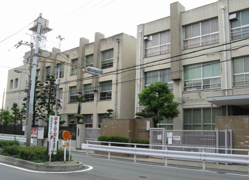小学校　三津屋小学校（小学校）まで200m