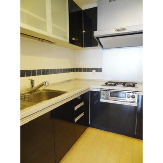 キッチン　※写真は同タイプ住戸です。