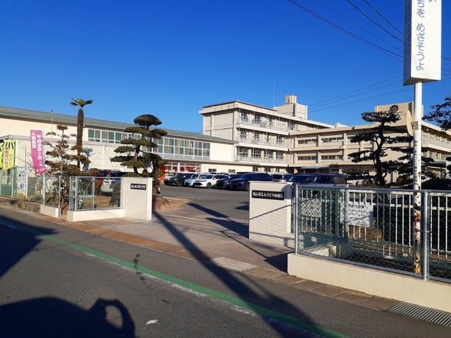 小学校　曙小学校（小学校）まで850m