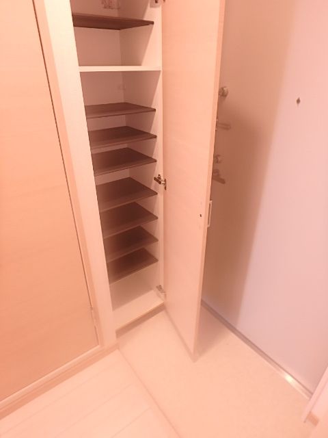 その他設備　下駄箱