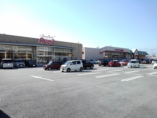 ショッピングセンター　アベイル甲府東店（ショッピングセンター）まで904m