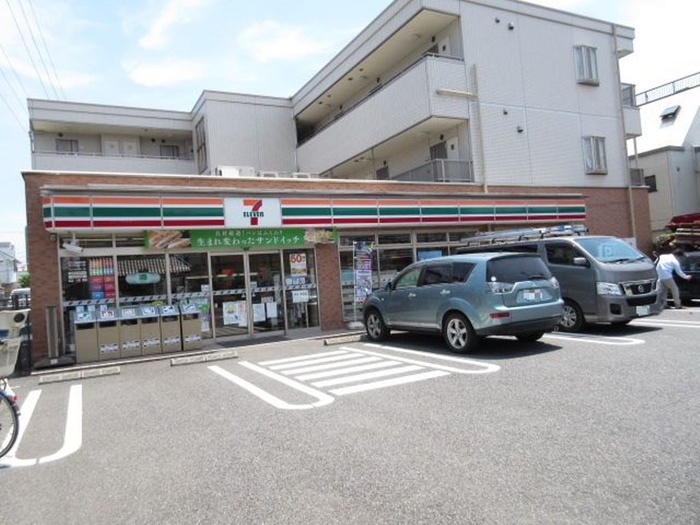 コンビニ　セブンイレブン（コンビニ）まで500m