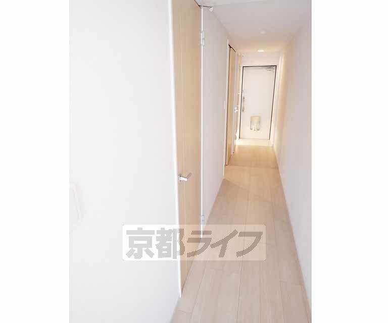 その他部屋・スペース　綺麗な廊下です。