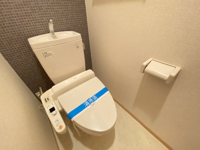 トイレ　同型モデル