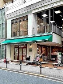 スーパー　まいばすけっと 新板橋駅南店（スーパー）まで499m