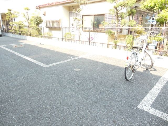 駐車場　★敷地内の駐車場です★
