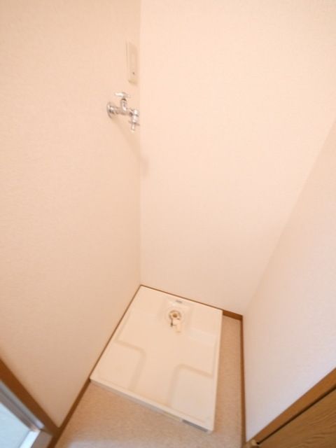 その他設備　★洗濯機置場の様子★