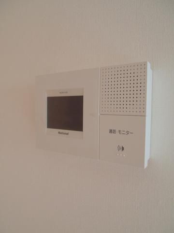 セキュリティ　★海近１Ｋ！設備・収納充実★