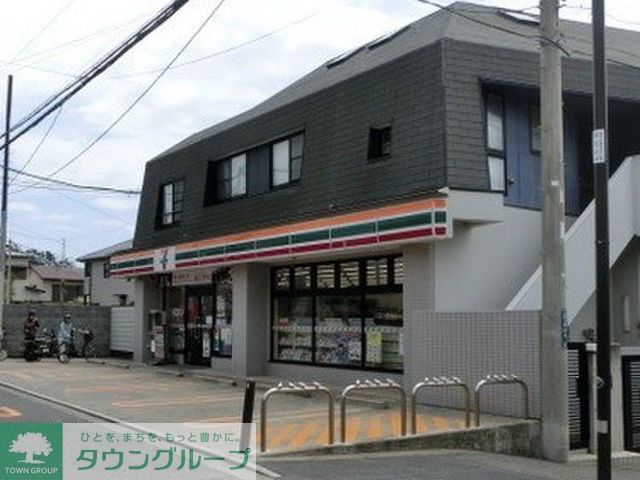 コンビニ　セブンイレブン鎌倉稲村ガ崎店（コンビニ）まで160m