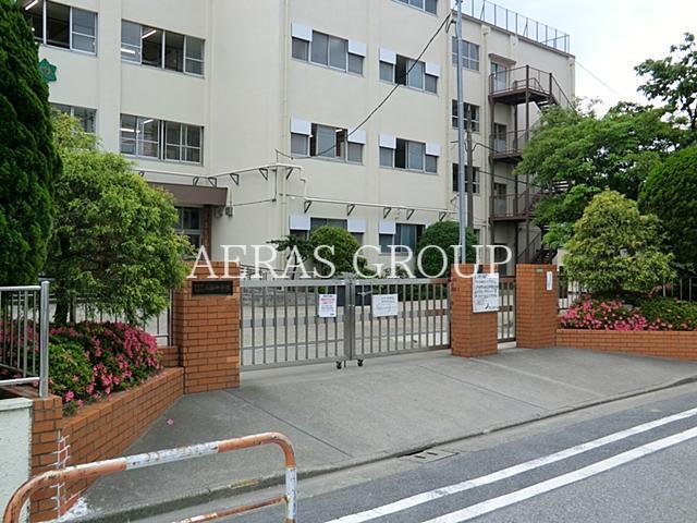 中学校　足立区立入谷中学校（中学校）まで256m