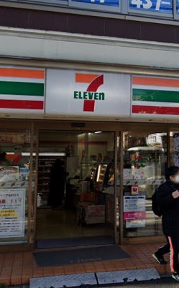 コンビニ　セブンイレブン 船橋葛飾2丁目店（コンビニ）まで121m