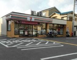 コンビニ　セブンイレブン豊中千里園1丁目店（コンビニ）まで590m