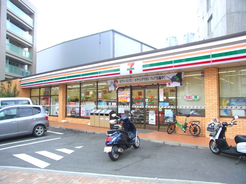 コンビニ　セブンイレブン渋谷本町３丁目店（コンビニ）まで199m