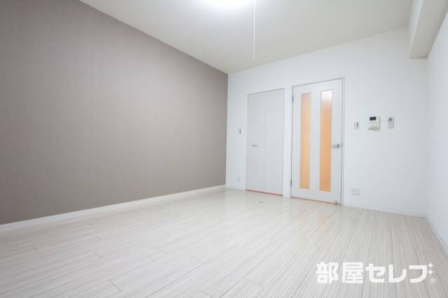 その他部屋・スペース　広々９．５帖