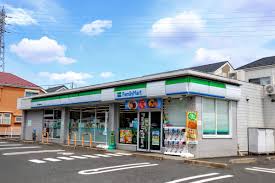 コンビニ　ファミリーマート小金井浅間山通り店（コンビニ）まで293m