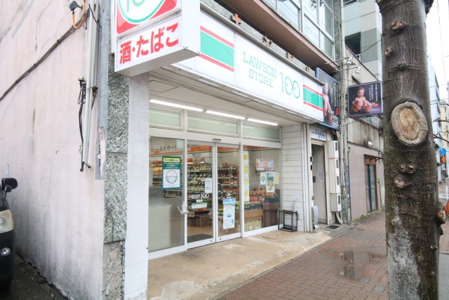 コンビニ　ローソンストア100 亀島店（コンビニ）まで137m