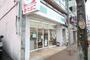 コンビニ　ローソンストア100 亀島店（コンビニ）まで137m