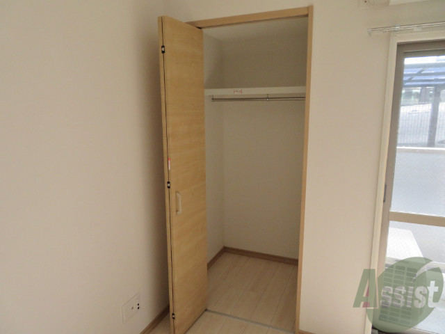 収納　クローゼットがありました。お洋服や荷物はここへ