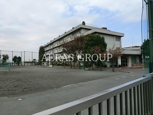 小学校　横浜市立東市ケ尾小学校（小学校）まで654m