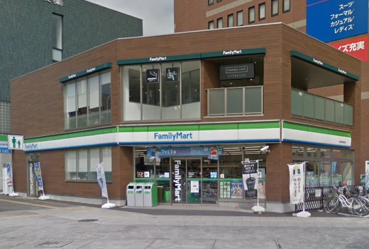 コンビニ　ファミリーマート 御器所駅前店（コンビニ）まで502m