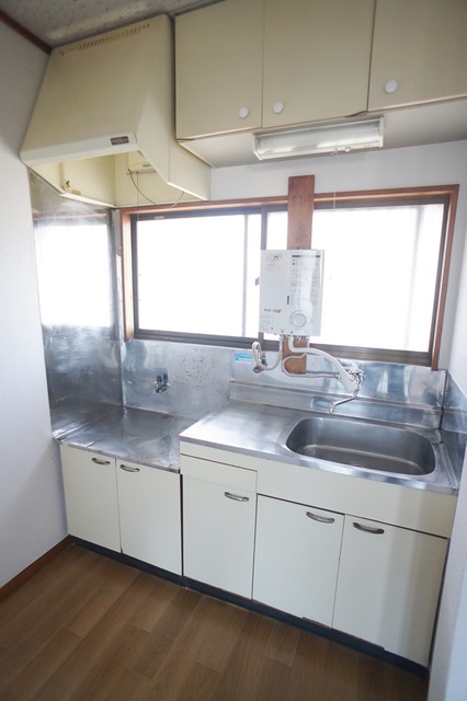 キッチン　参考写真（同物件別部屋）