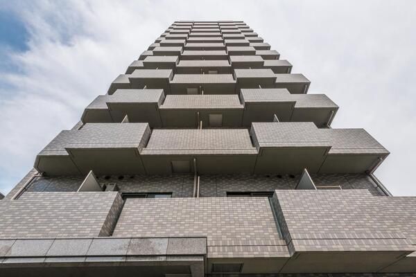 建物外観　外観は落ち着いています
