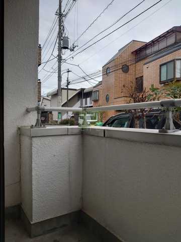 バルコニー　ハイフラット赤堤 102