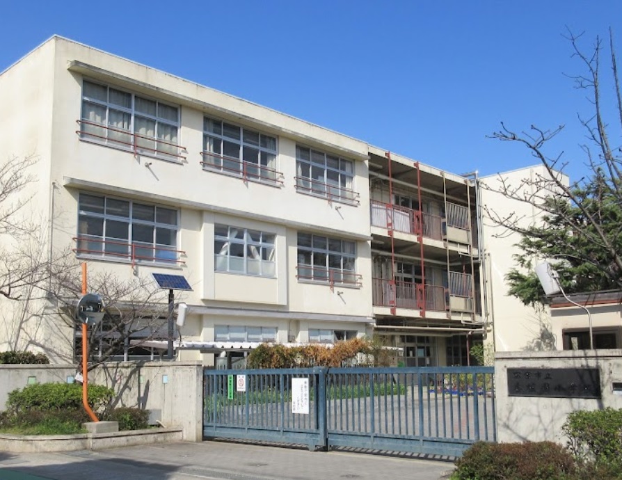 小学校　香櫨園小学校（小学校）まで491m