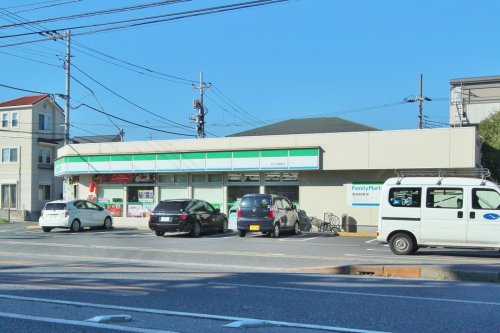 コンビニ　ファミリーマート 市川欠真間店（コンビニ）まで328m