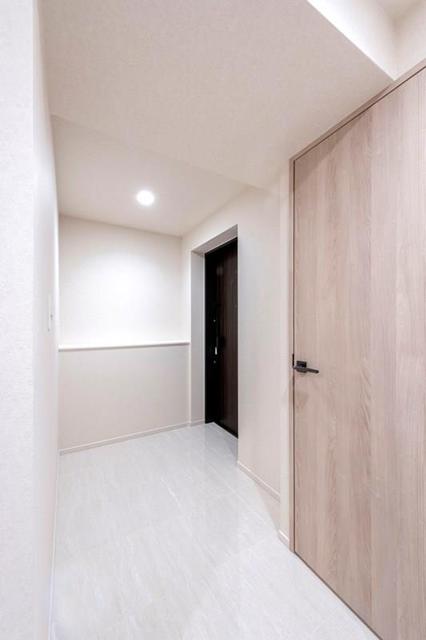 玄関　※写真は同タイプ住戸です。