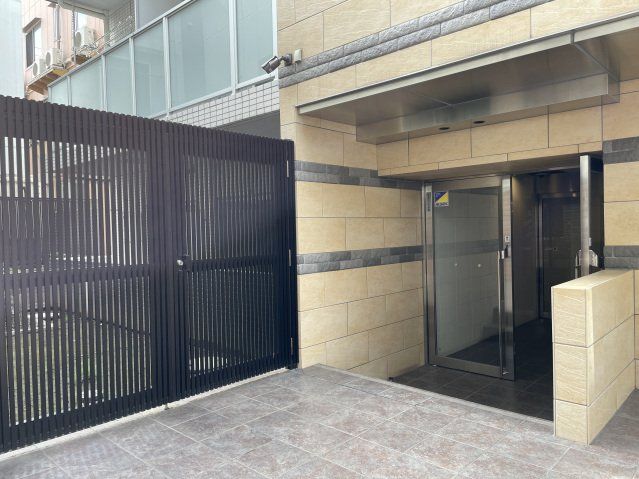 エントランス　エントランス