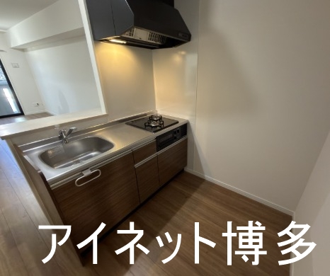 キッチン　こちらでお料理をお楽しみ下さい