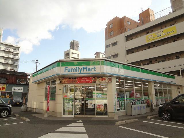 コンビニ　ファミリーマート小倉城野駅北店（コンビニ）まで390m